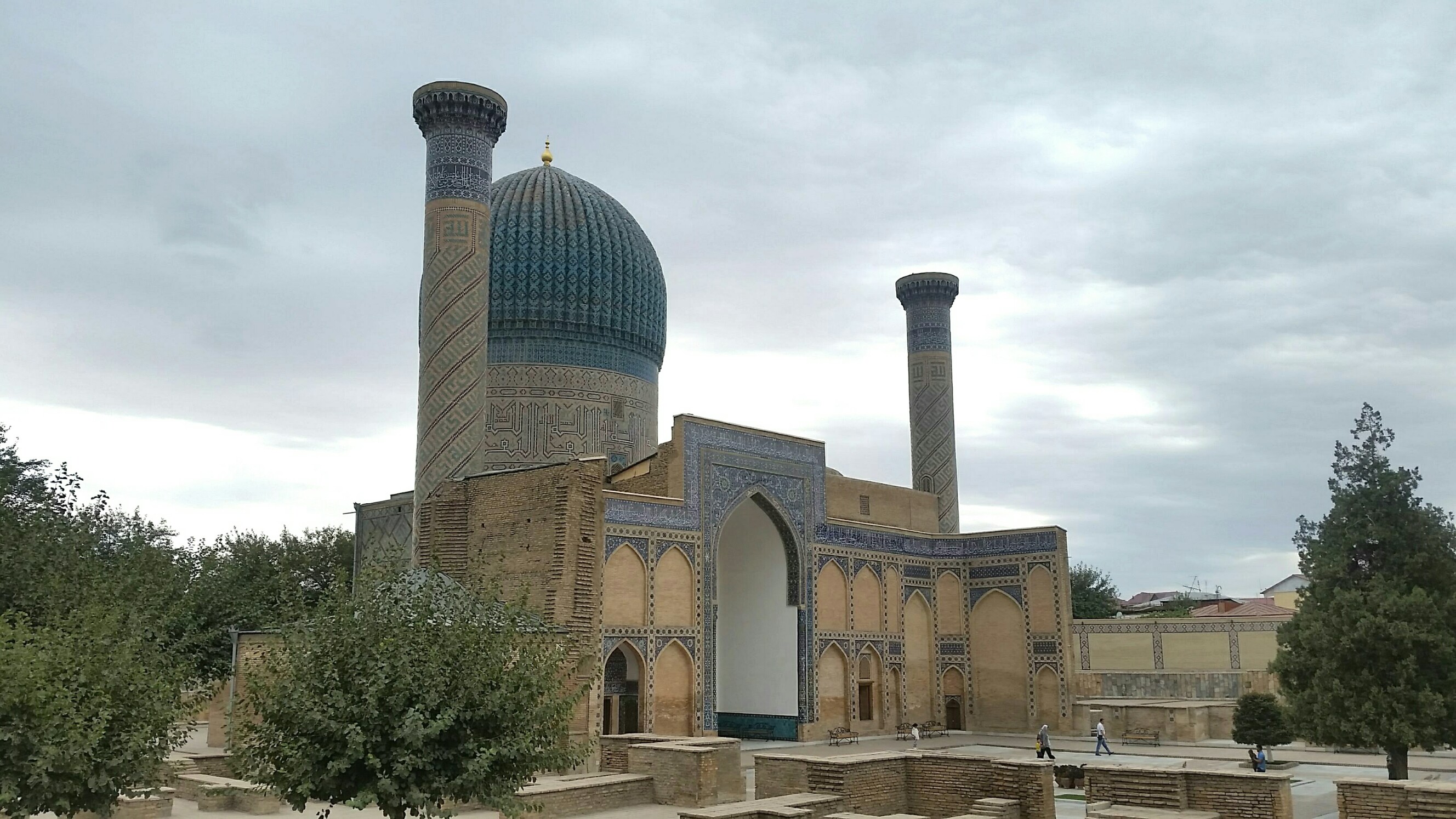 UZmausoleum